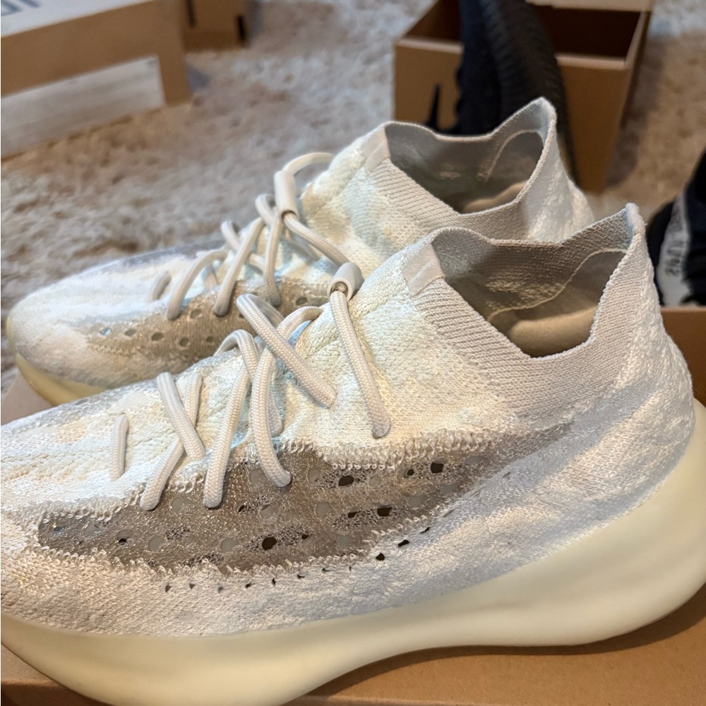 Yeezy Boost 380 GZ8668 Originals